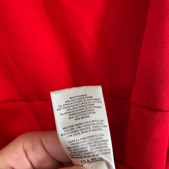 Express Lipstick Red Oversized V Neck Pullover Dolman Style Sweater Small - Picture 6 of 7